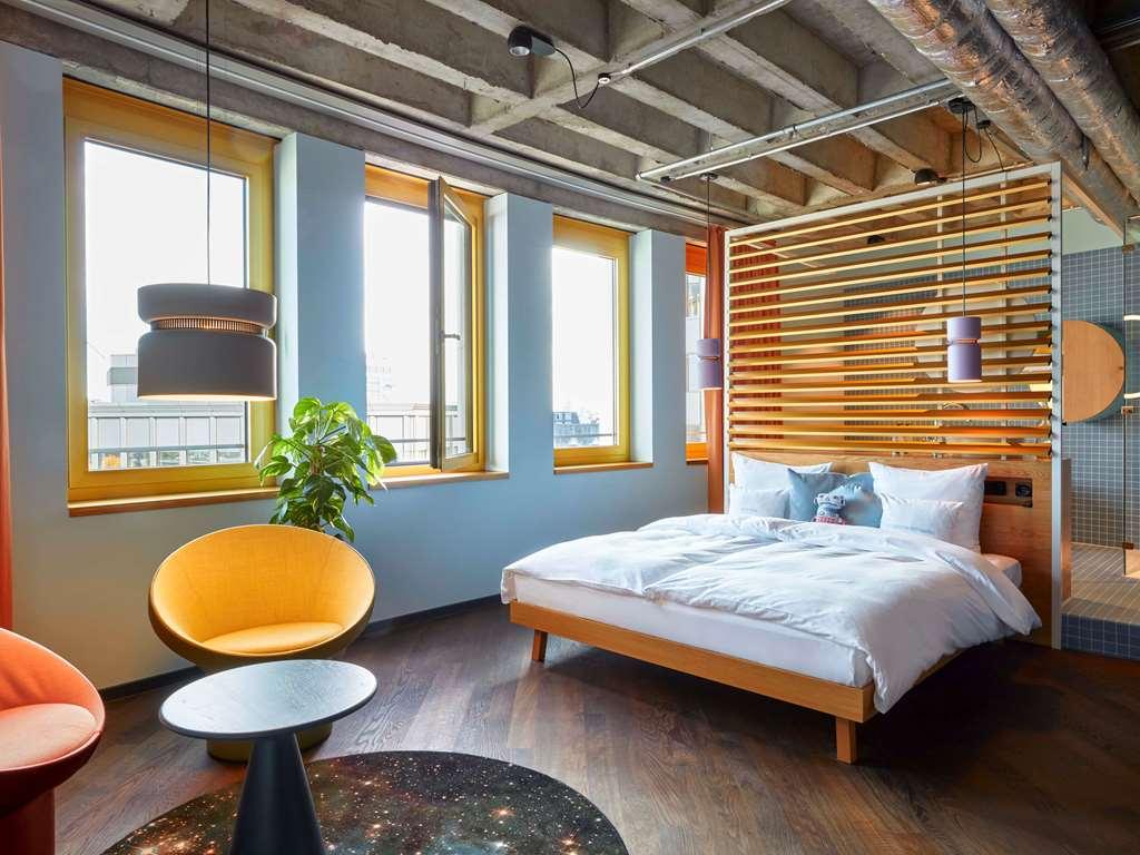 25Hours Hotel The Circle Cologne Room photo