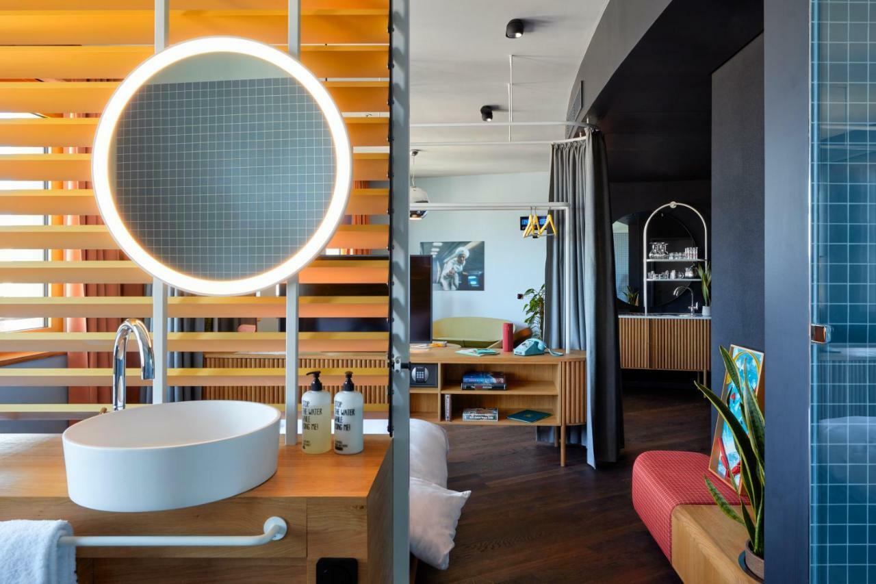 25Hours Hotel The Circle Cologne Exterior photo